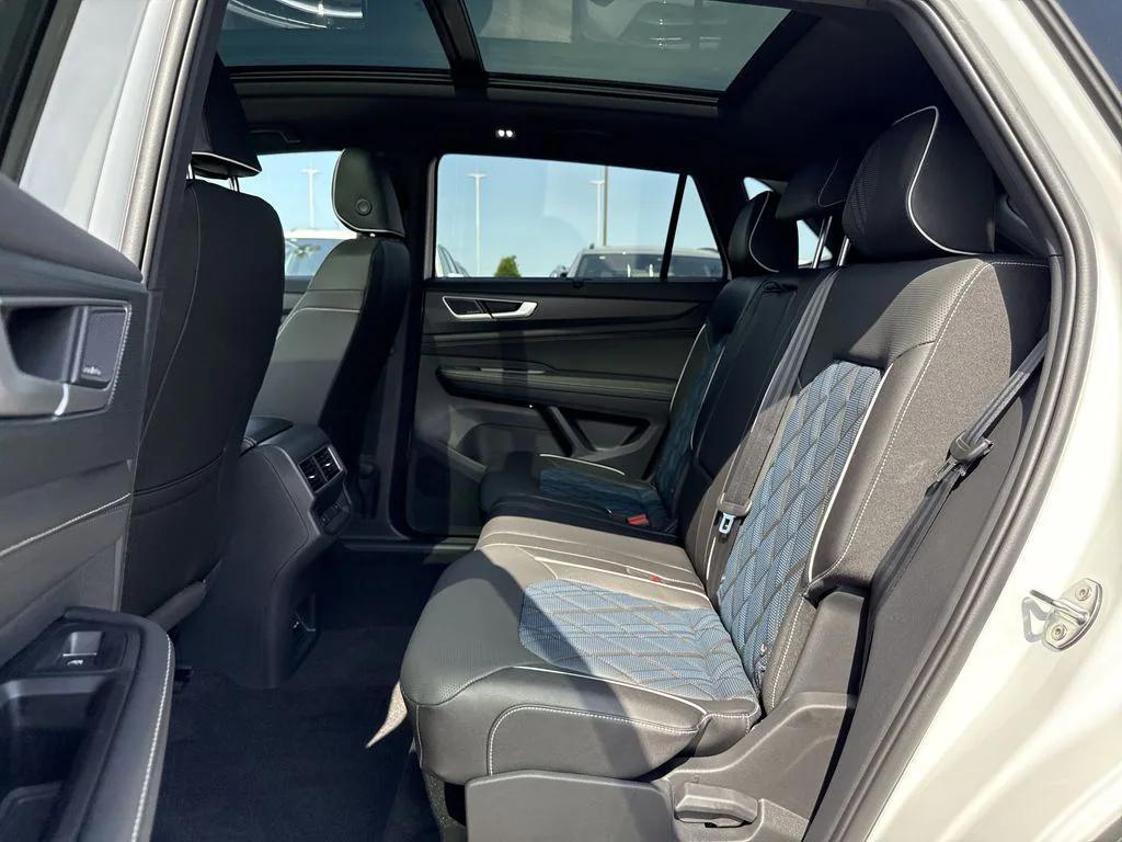 new 2025 Volkswagen Atlas Cross Sport car, priced at $52,372