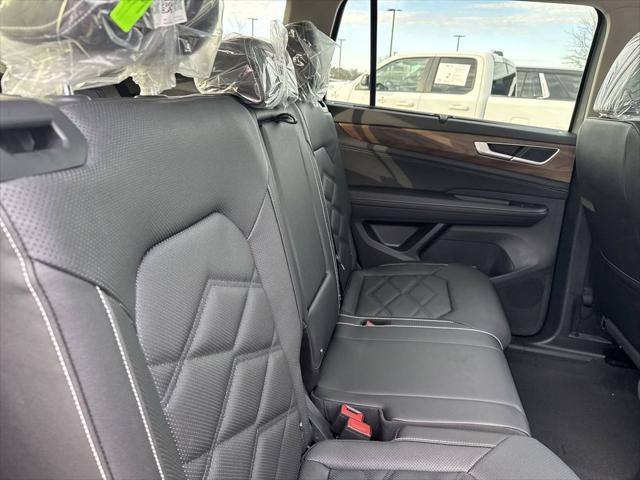 new 2025 Volkswagen Atlas car, priced at $43,463