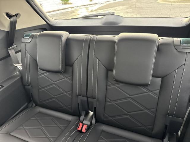 new 2025 Volkswagen Atlas car, priced at $43,463