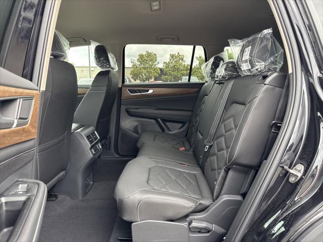 new 2025 Volkswagen Atlas car, priced at $38,274