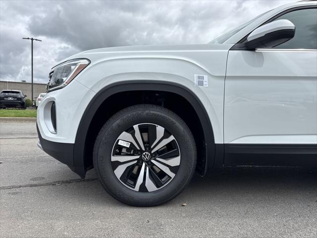 new 2025 Volkswagen Atlas car, priced at $38,274