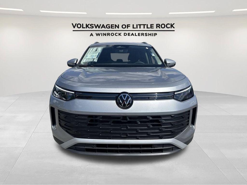 new 2025 Volkswagen Tiguan car, priced at $33,000