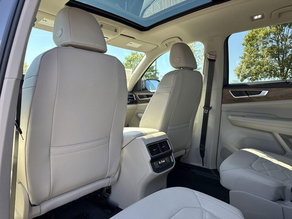 new 2026 Volkswagen Atlas car, priced at $48,586