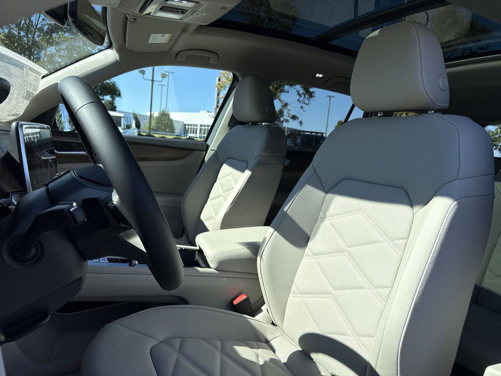 new 2026 Volkswagen Atlas car, priced at $48,586