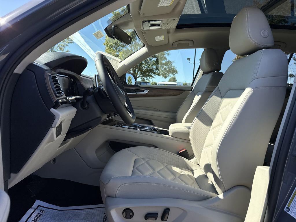 new 2026 Volkswagen Atlas car, priced at $48,586