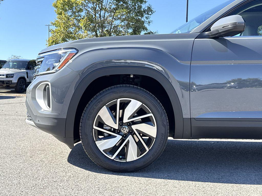 new 2026 Volkswagen Atlas car, priced at $48,586
