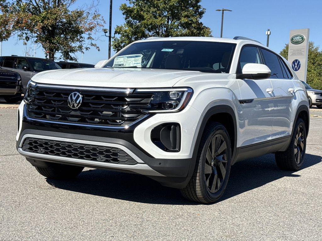 new 2026 Volkswagen Atlas Cross Sport car, priced at $47,301