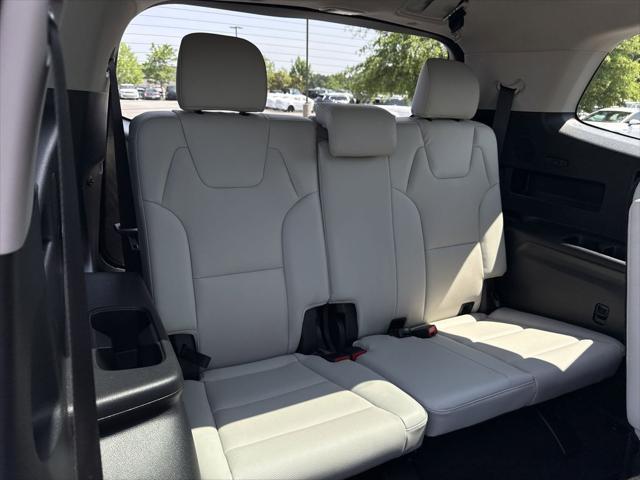 used 2024 Kia Telluride car, priced at $39,999