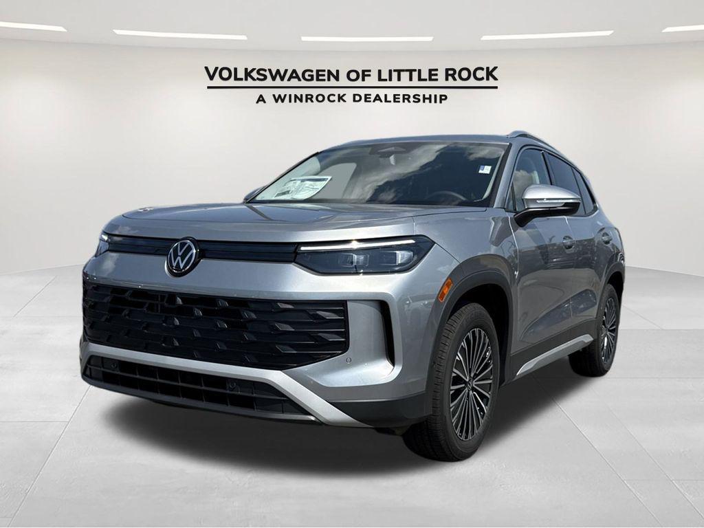 new 2025 Volkswagen Tiguan car, priced at $31,499