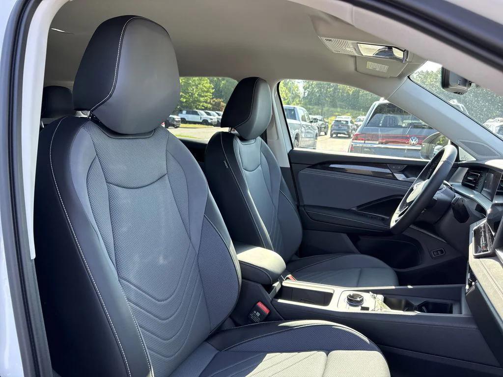 new 2025 Volkswagen Tiguan car, priced at $34,050