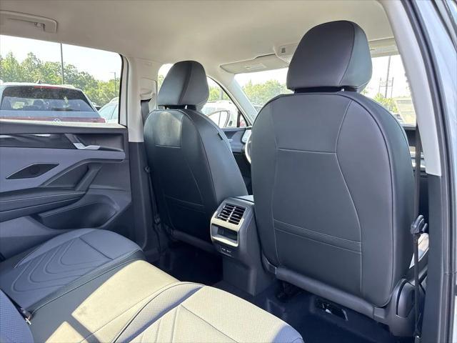 new 2025 Volkswagen Tiguan car, priced at $34,716