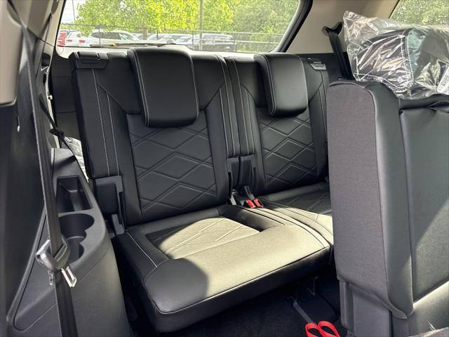 new 2025 Volkswagen Atlas car, priced at $45,475