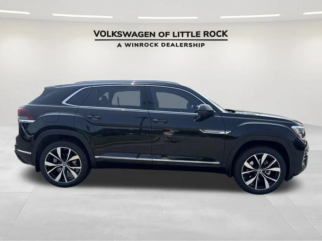 new 2025 Volkswagen Atlas Cross Sport car, priced at $53,503