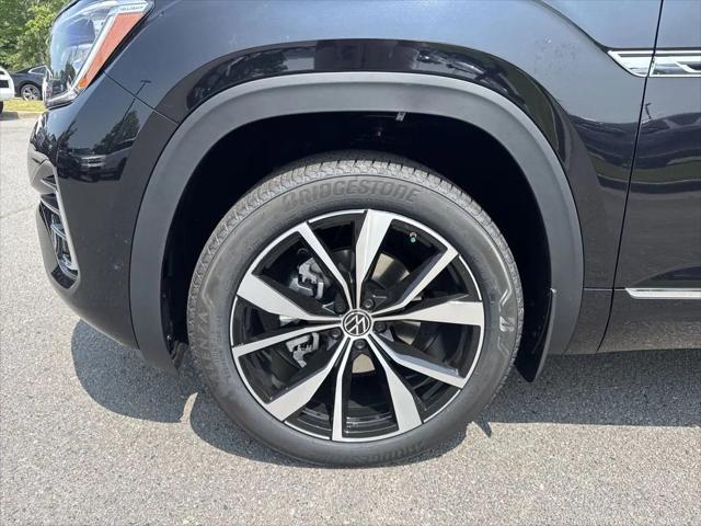 new 2025 Volkswagen Atlas Cross Sport car, priced at $52,563