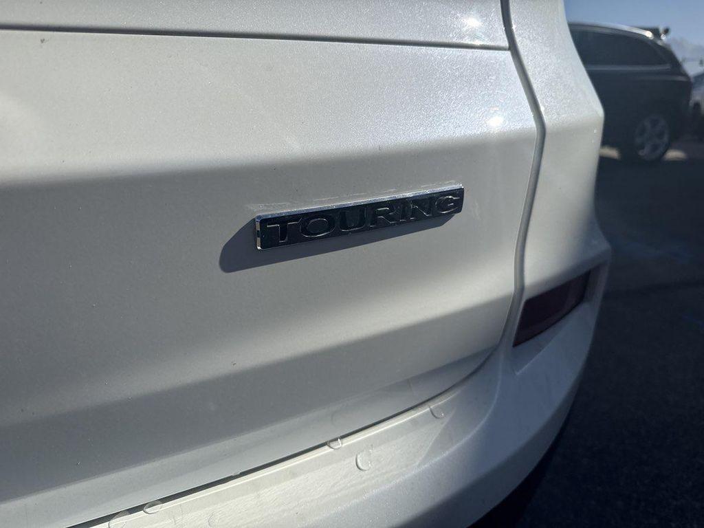 used 2016 Honda CR-V car, priced at $22,910