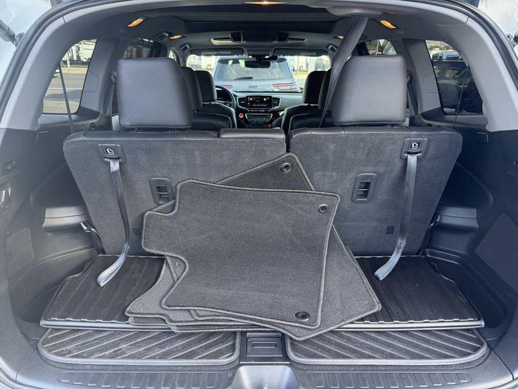 used 2022 Honda Pilot car, priced at $36,910