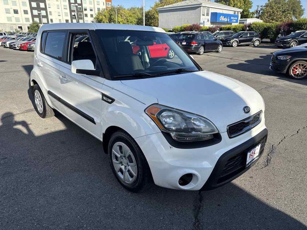 used 2013 Kia Soul car, priced at $4,995