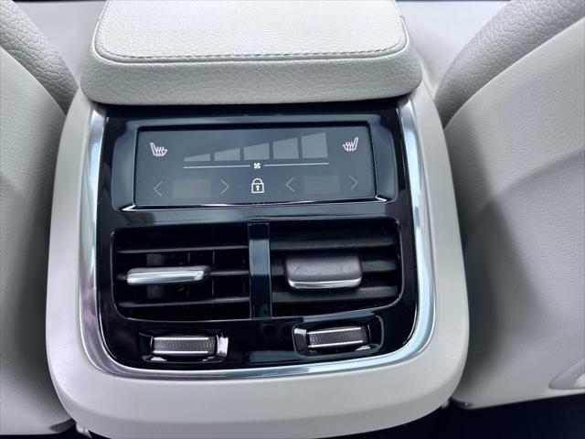 used 2022 Volvo XC90 Recharge Plug-In Hybrid car, priced at $40,910