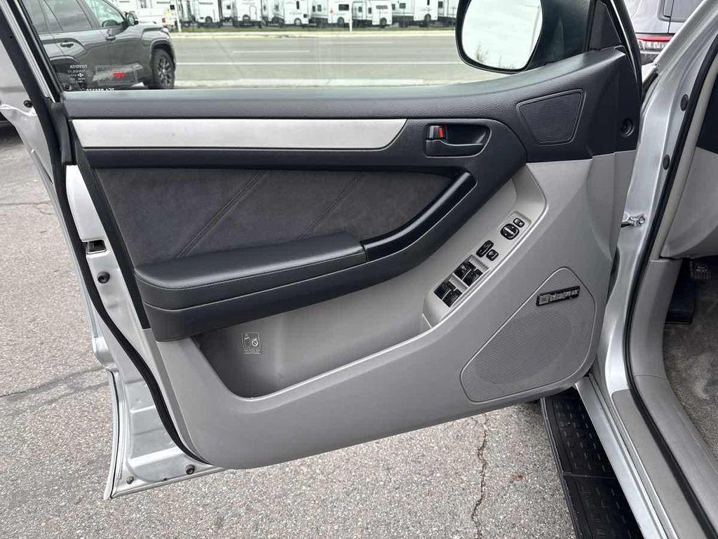 used 2005 Toyota 4Runner car, priced at $9,910