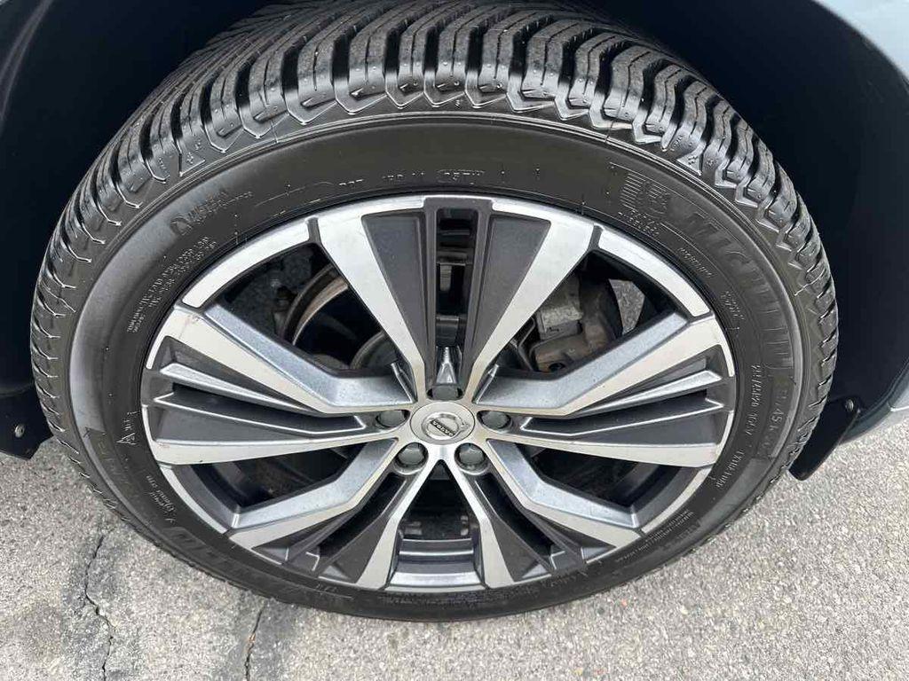 used 2022 Volvo XC60 car, priced at $27,910