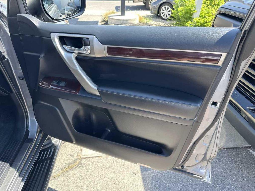 used 2017 Lexus GX 460 car, priced at $26,910