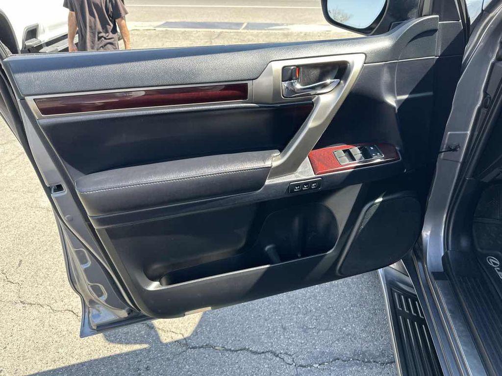 used 2017 Lexus GX 460 car, priced at $26,910