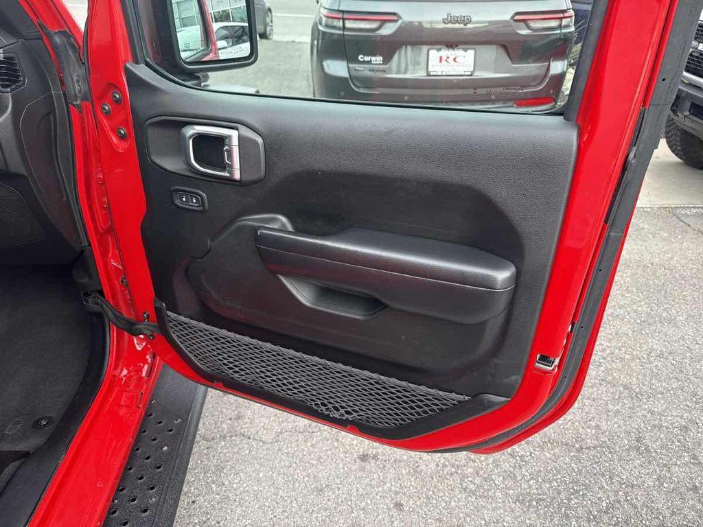 used 2019 Jeep Wrangler Unlimited car, priced at $21,910