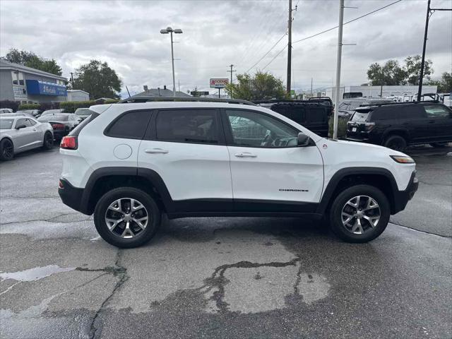 used 2018 Jeep Cherokee car, priced at $16,910