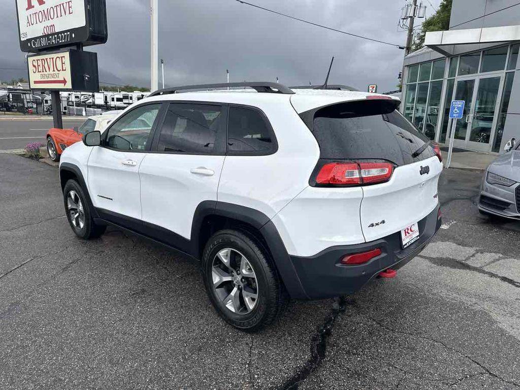used 2018 Jeep Cherokee car, priced at $14,910
