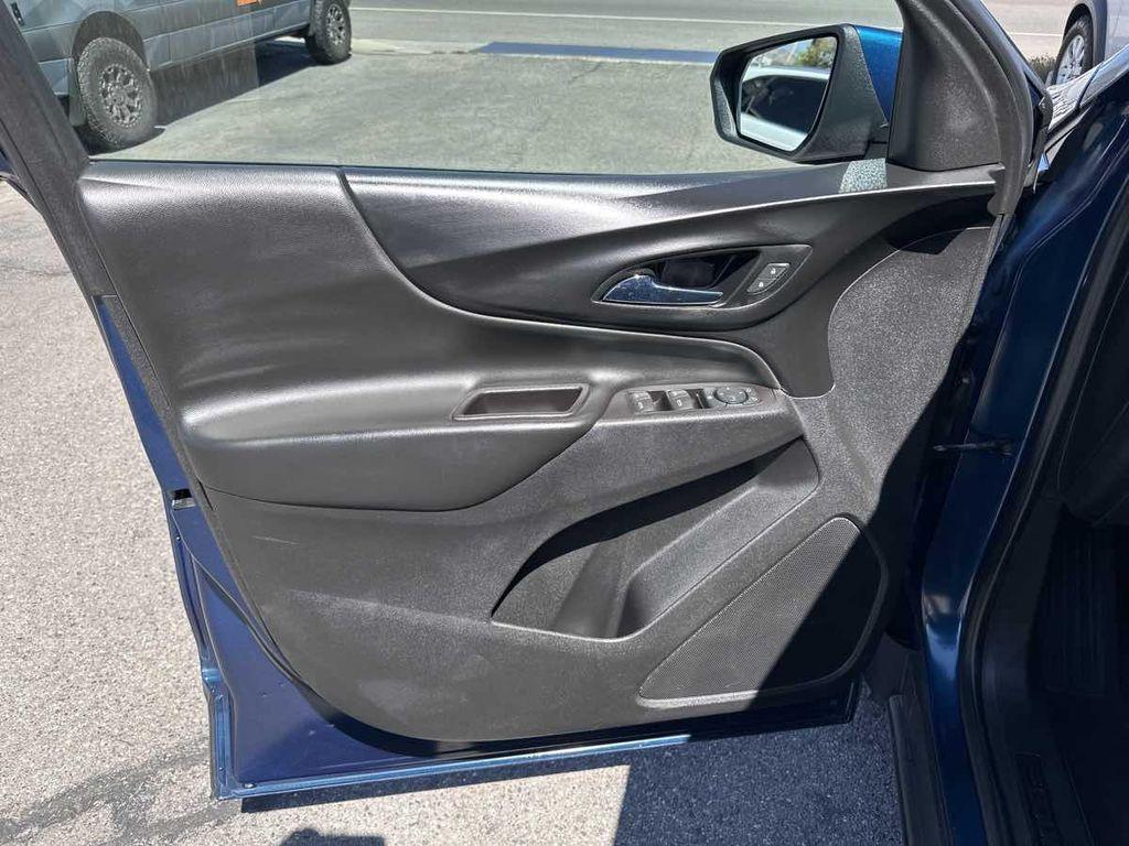 used 2021 Chevrolet Equinox car, priced at $12,495