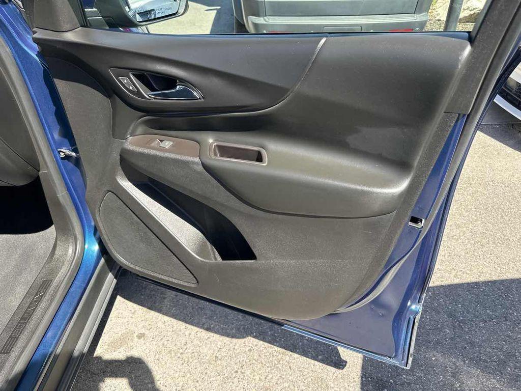 used 2021 Chevrolet Equinox car, priced at $12,495