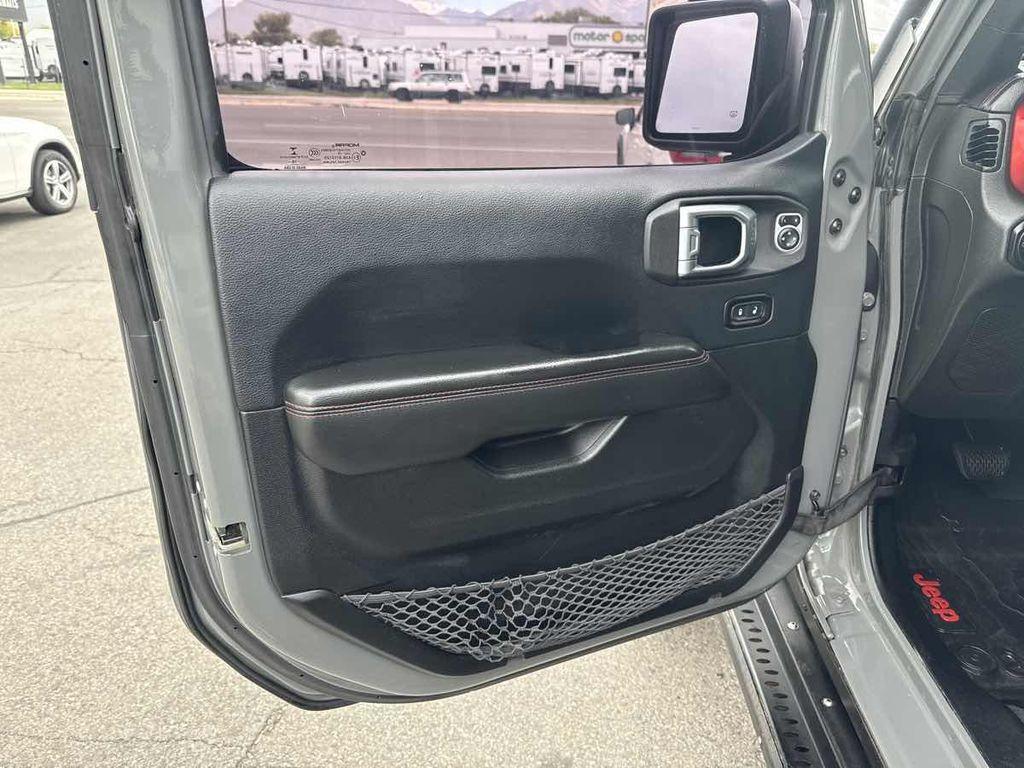 used 2019 Jeep Wrangler Unlimited car, priced at $38,910