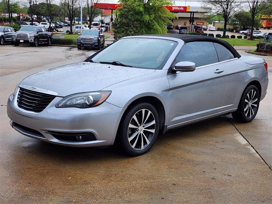 used 2014 Chrysler 200 car, priced at $14,900