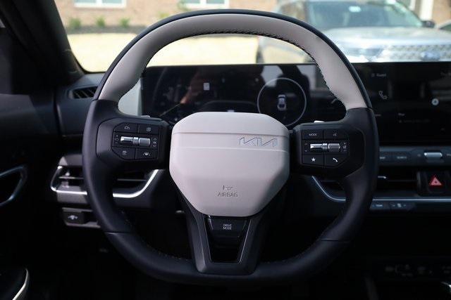 new 2025 Kia K4 car, priced at $26,303