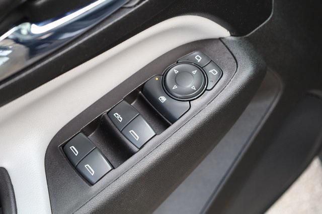 used 2022 Chevrolet Equinox car, priced at $21,425