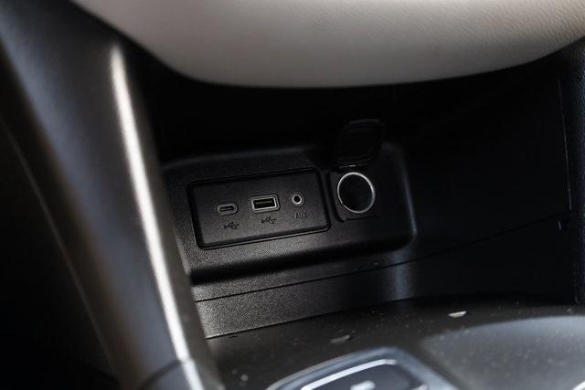 used 2022 Chevrolet Equinox car, priced at $21,425