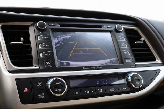 used 2019 Toyota Highlander Hybrid car, priced at $34,358