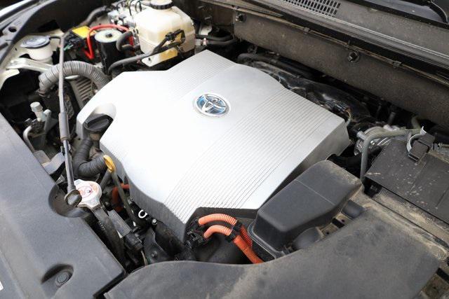 used 2019 Toyota Highlander Hybrid car, priced at $34,358