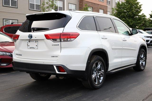 used 2019 Toyota Highlander Hybrid car, priced at $34,358