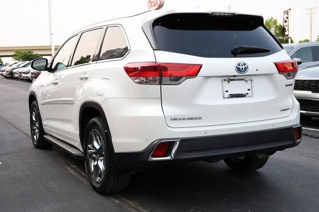 used 2019 Toyota Highlander Hybrid car, priced at $34,358