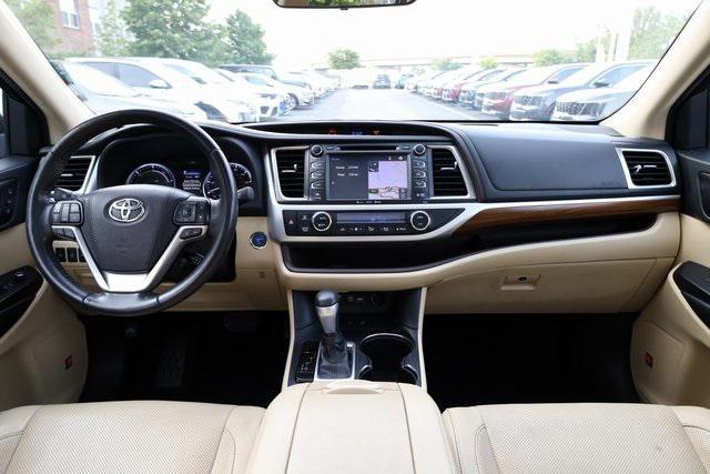 used 2019 Toyota Highlander Hybrid car, priced at $34,358