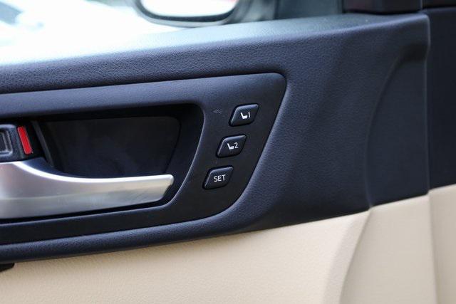 used 2019 Toyota Highlander Hybrid car, priced at $34,358