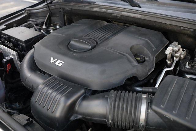 used 2015 Jeep Grand Cherokee car, priced at $12,140