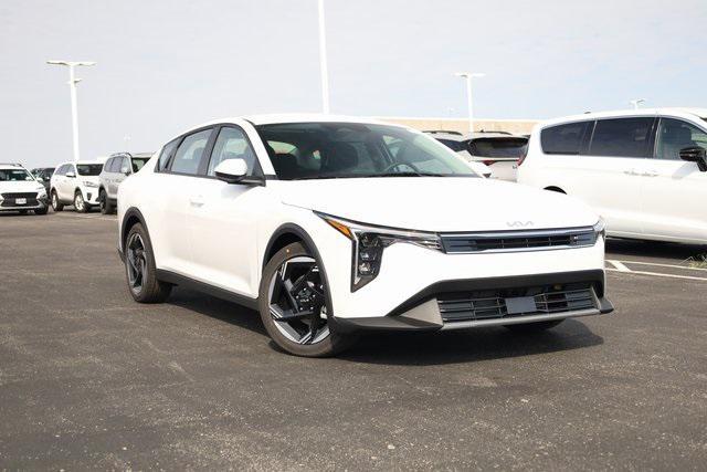 new 2025 Kia K4 car, priced at $23,724