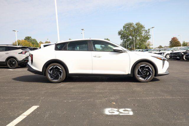 new 2025 Kia K4 car, priced at $23,423