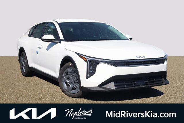 new 2025 Kia K4 car, priced at $23,313