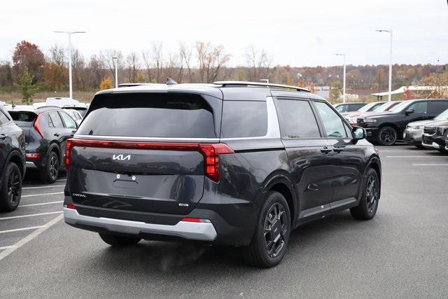 new 2025 Kia Carnival car, priced at $43,473