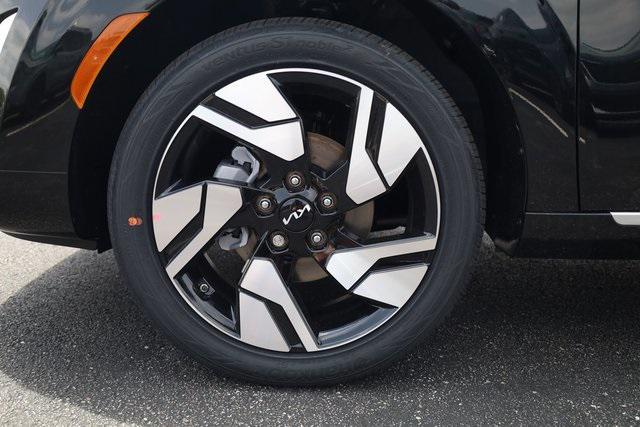 new 2025 Kia Soul car, priced at $24,528