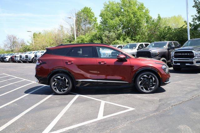 new 2025 Kia Sportage car, priced at $32,988