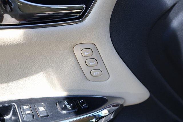 used 2013 Toyota Avalon Hybrid car, priced at $15,601